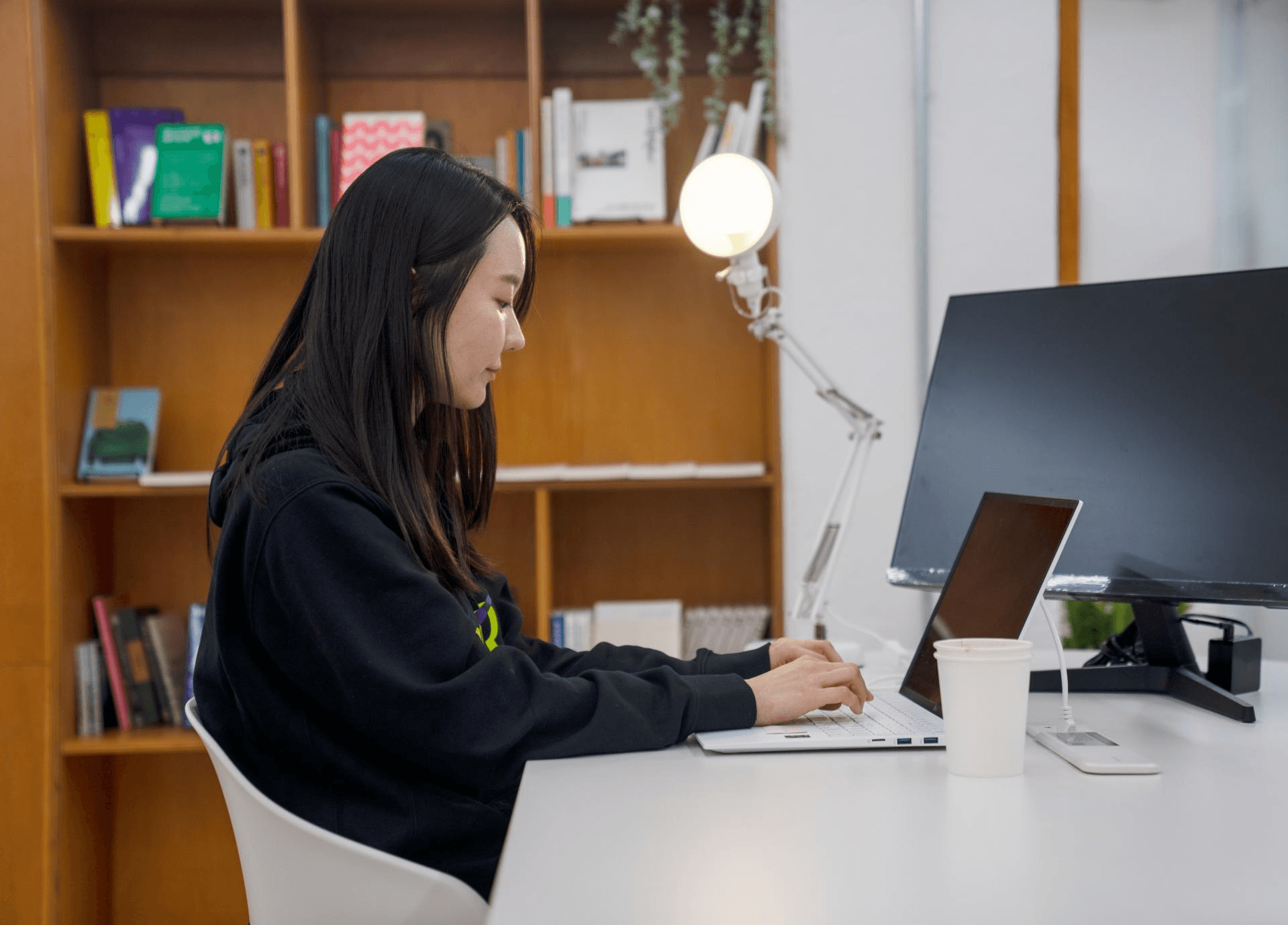 파도살롱 교동점 : 로컬 라이프스타일 코워킹 스페이스 - 9