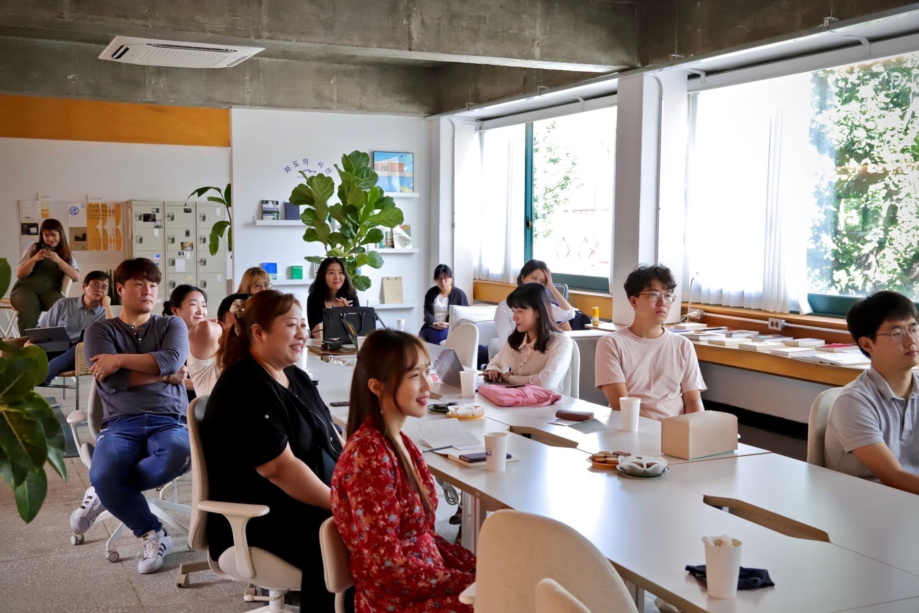 033 크리에이터스 포럼 3: 경험의 공유, 느슨한 커뮤니티 - 6